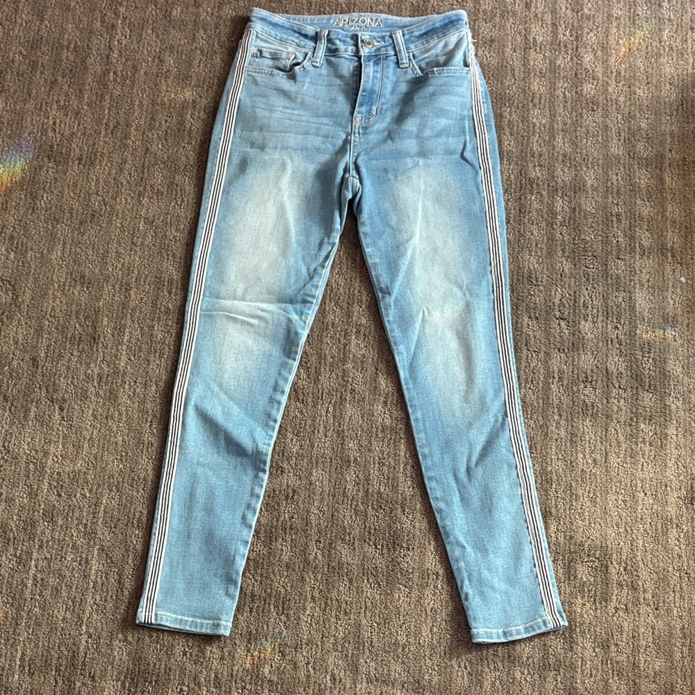 Arizona Jean Company Light Blue Skinny Jeans with Stripes